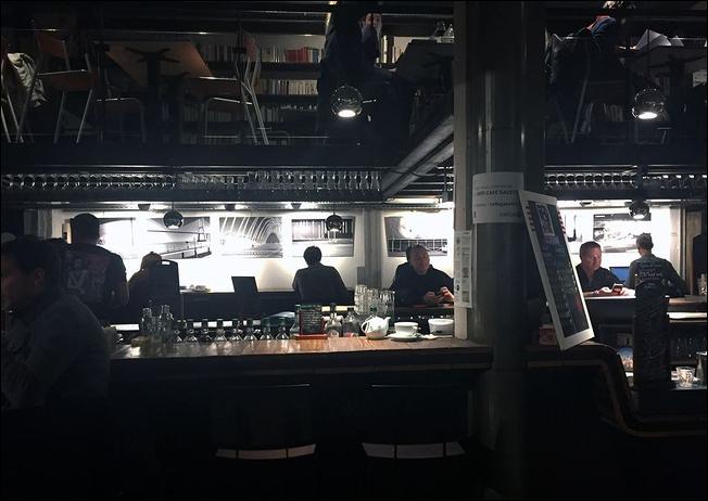 Expo Gazette Café - 10